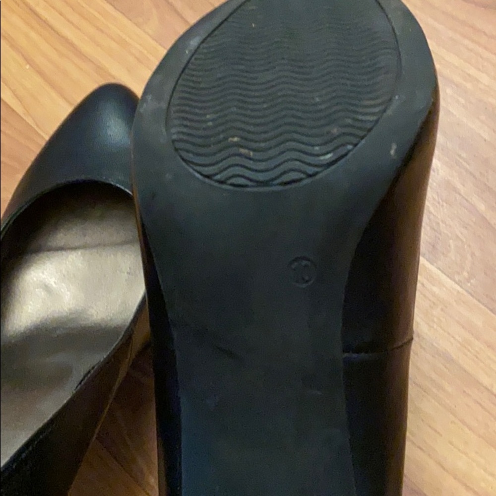 Moda Black Pump - image 4